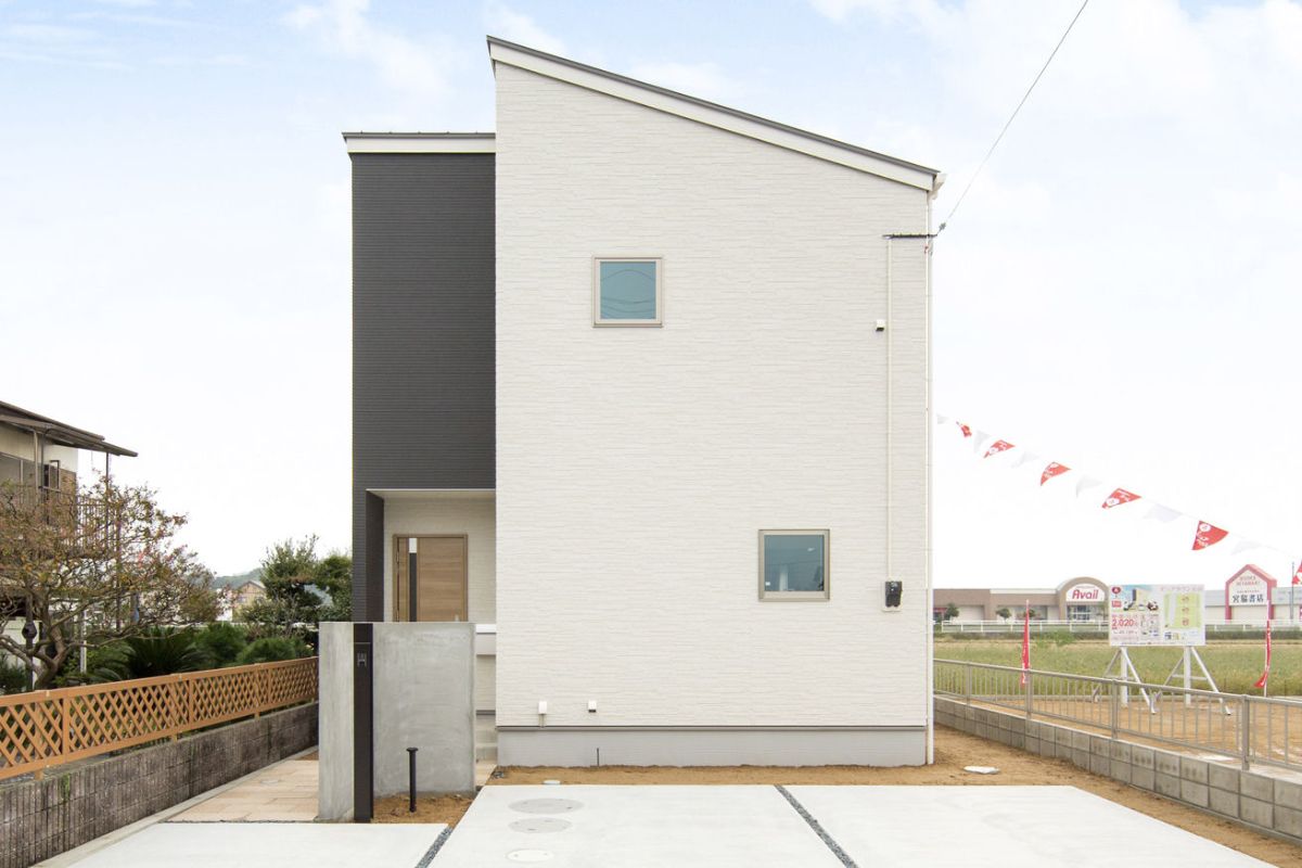 Pure House
