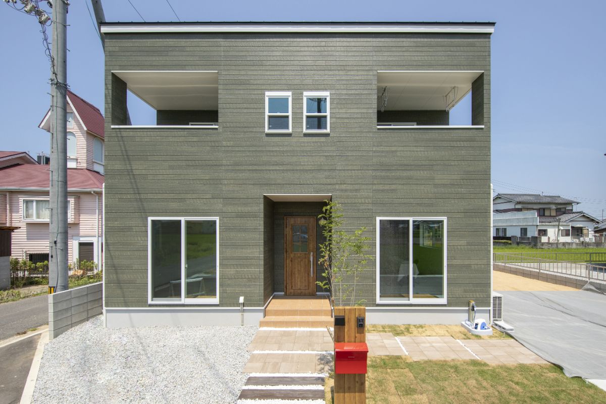 Pure House